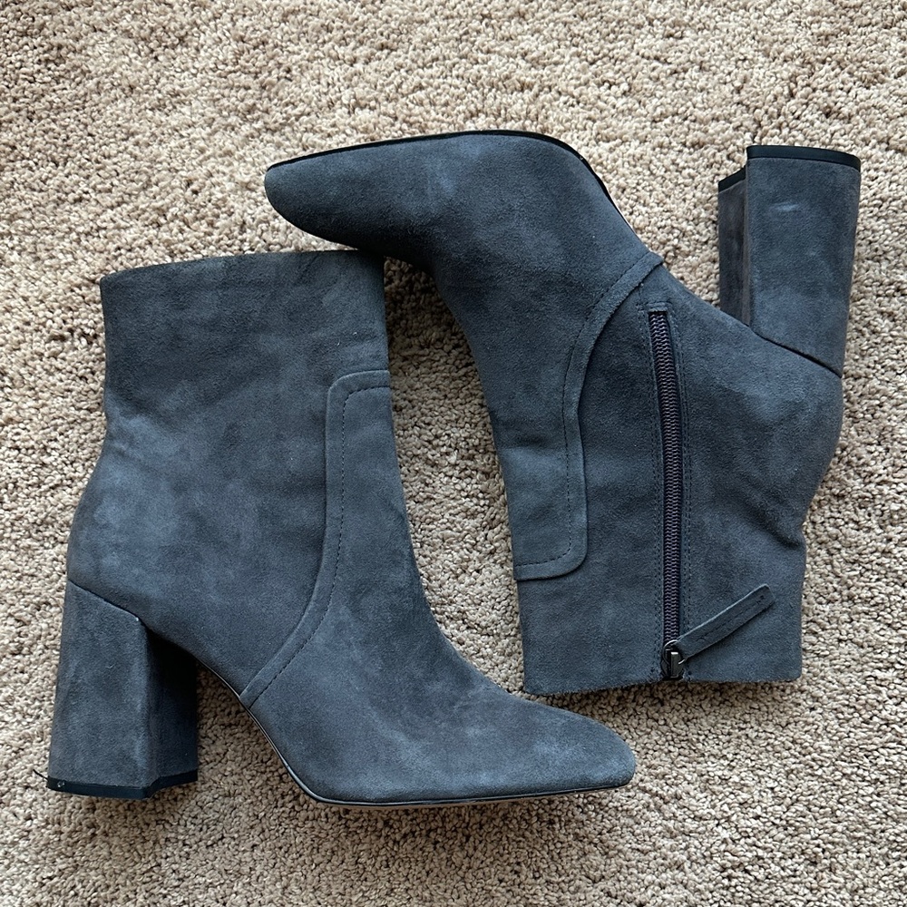 Steve Madden Gray Suede Ankle Boots